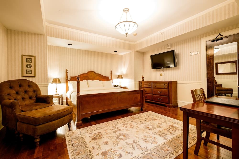 Hotel 340 gallery photo in St. Paul, MN — image 16
