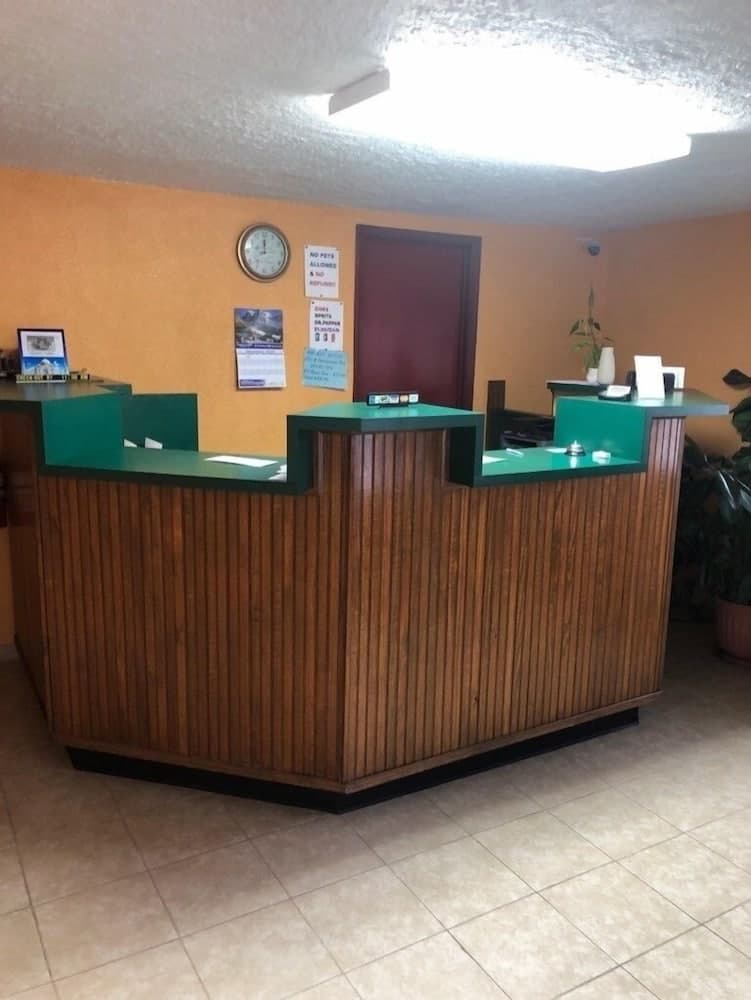Fort Knox Inn interior in Radcliff, KY — gallery photo 2