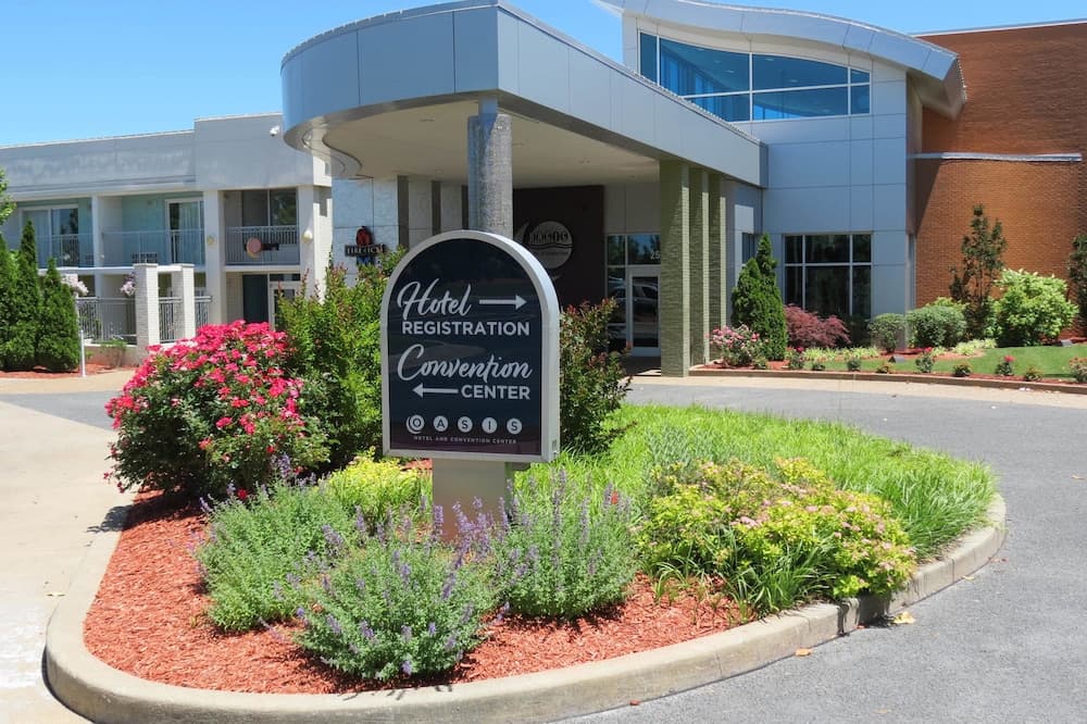Oasis Hotel and Conv Center, an Ascend Collection Hotel gallery photo in Springfield, MO — image 89