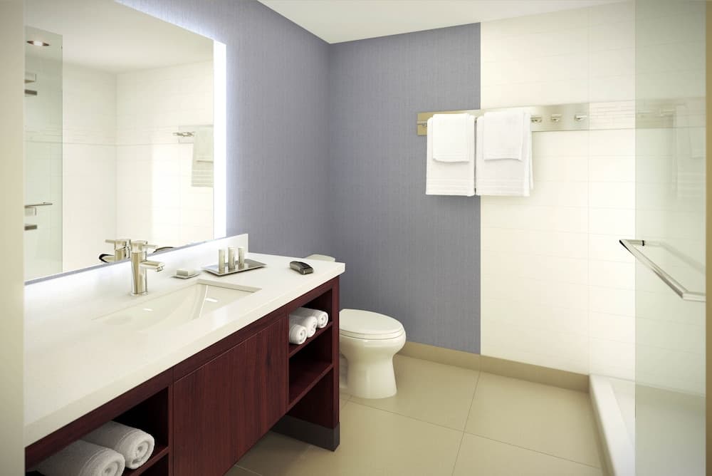 Residence Inn New York The Bronx At Metro Center Atrium gallery photo in Bronx, NY — image 21
