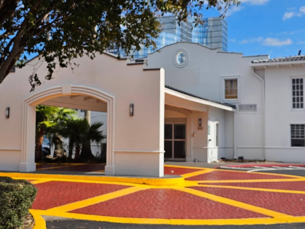 Quality Inn & Suites — hotel in Metairie, Louisiana