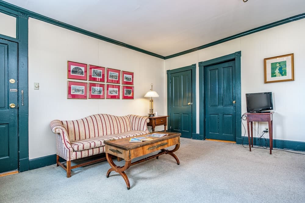 Wayside Inn gallery photo in Middletown, VA — image 130