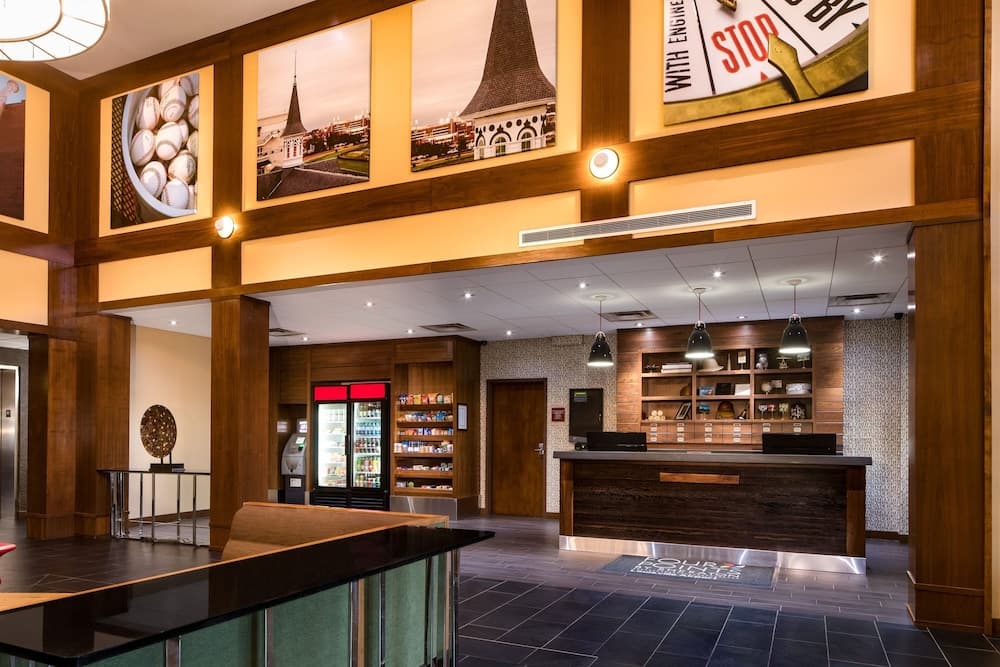Four Points by Sheraton Louisville Airport interior in Louisville, KY — gallery photo 2