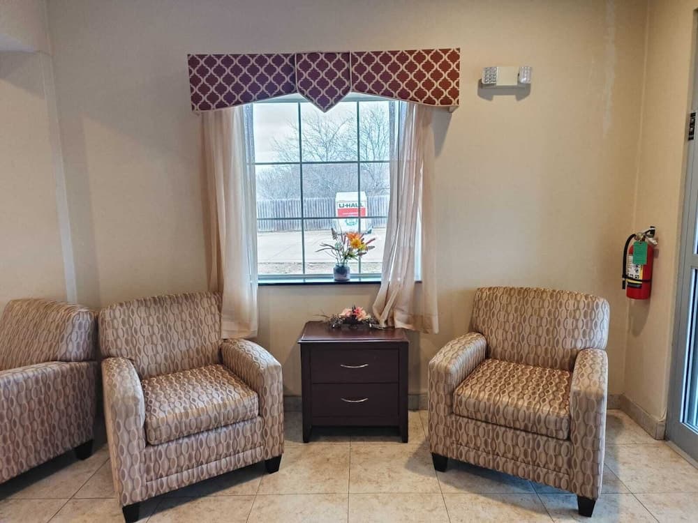 Westwood Inn Extended Stay by OYO Gonzales TX property views in Gonzales, TX — gallery photo 3
