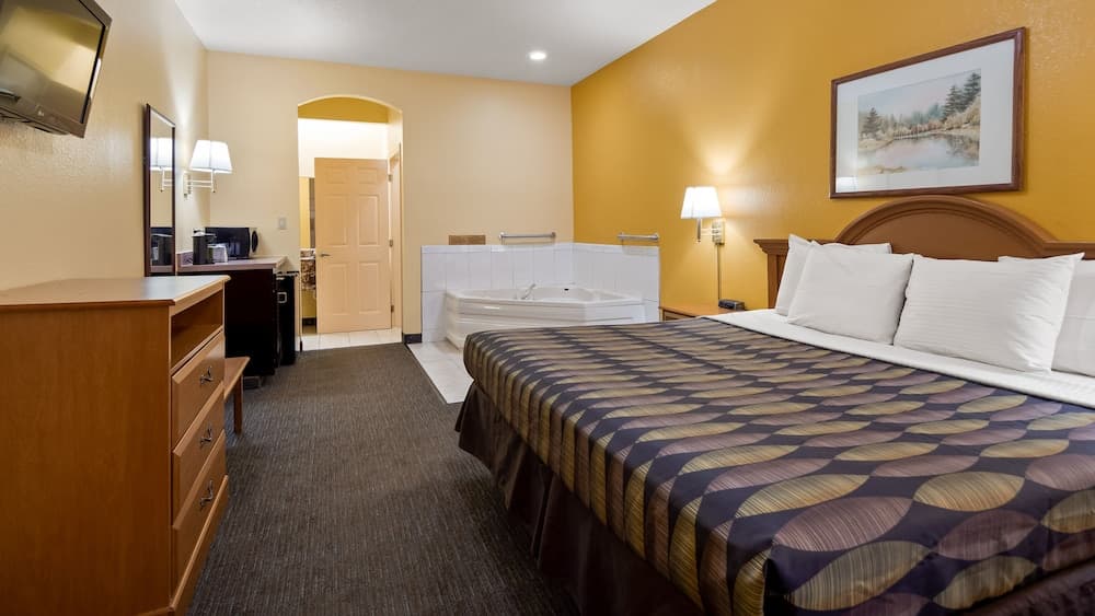 SureStay Hotel By Best Western Mission interior in Mission, TX — gallery photo 2