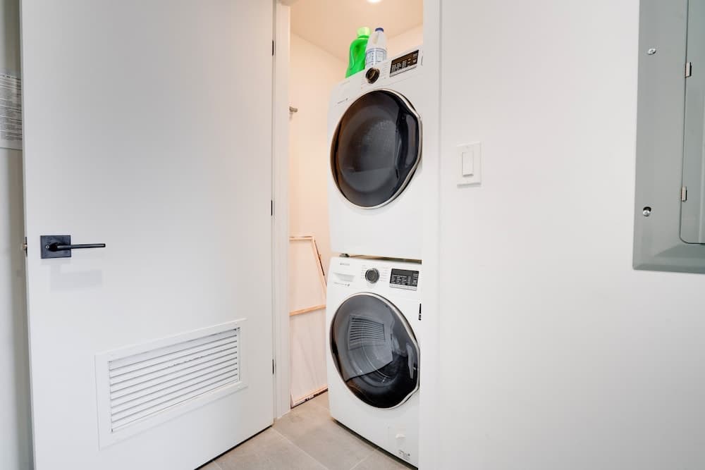 Miami Vacation Condos interior in Miami, FL — gallery photo 2