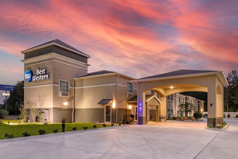 Best Western Oakdale Inn featured exterior or lobby in Oakdale, LA — similar hotel