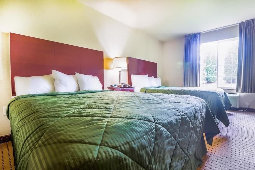 The Evansville Inn property views in Evansville, WI — gallery photo 3