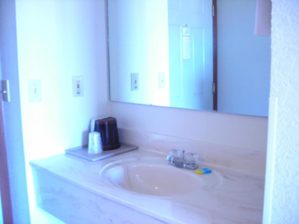 Model Towne Inn property views in Gwinn, MI — gallery photo 3