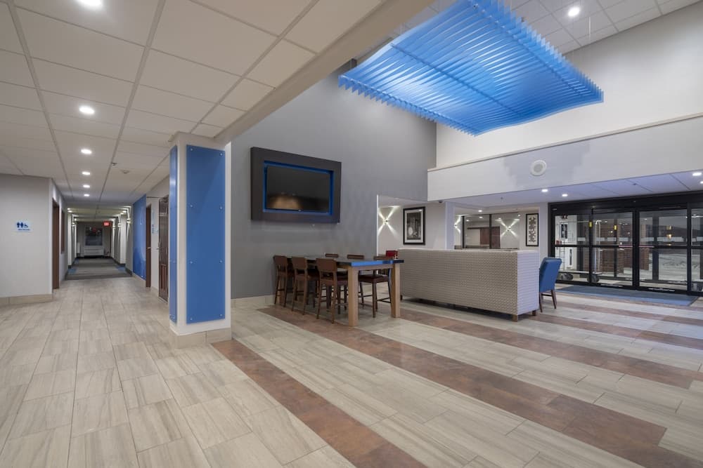 Holiday Inn Express Minneapolis/Coon Rapids/Blaine by IHG property views in Coon Rapids, MN — gallery photo 3