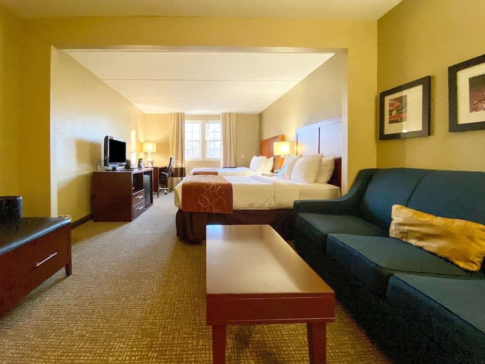 Comfort Suites Near Casinos Norwich-Uncasville CT gallery photo in Norwich, CT — image 22