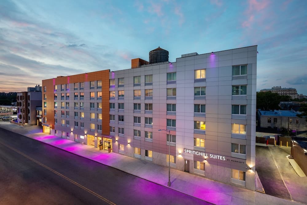 SpringHill Suites by Marriott New York JFK Airport/Jamaica featured exterior or lobby in Jamaica, NY — similar hotel