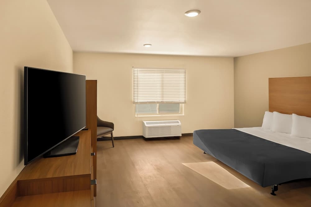LivAway Suites- Syracuse gallery photo in Syracuse, NY — image 15