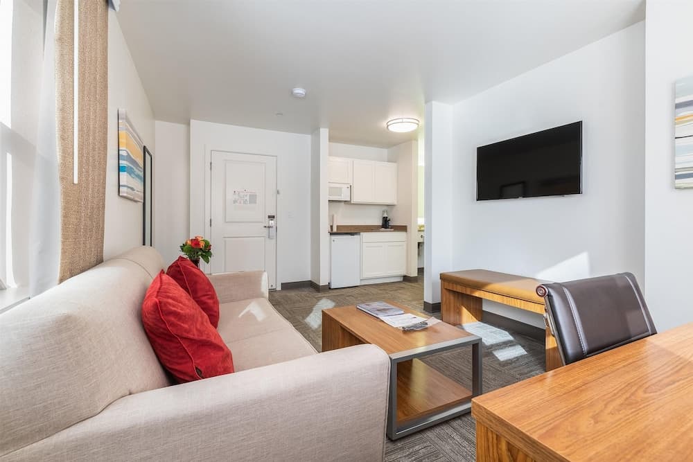 Marshall Suites Bainbridge Island, SureStay Collection by BW gallery photo in Bainbridge, WA — image 7