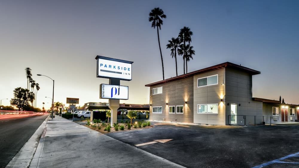 Parkside Inn Anaheim property views in Anaheim, CA — gallery photo 3
