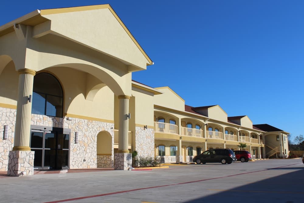 Express Inn & Suites - Bush Airport featured exterior or lobby in Humble, TX — similar hotel