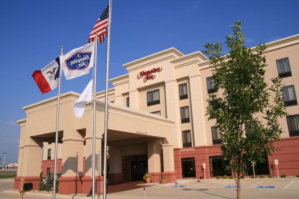 Hampton Inn Waterloo Cedar Valley gallery photo in Waterloo, IA — image 47