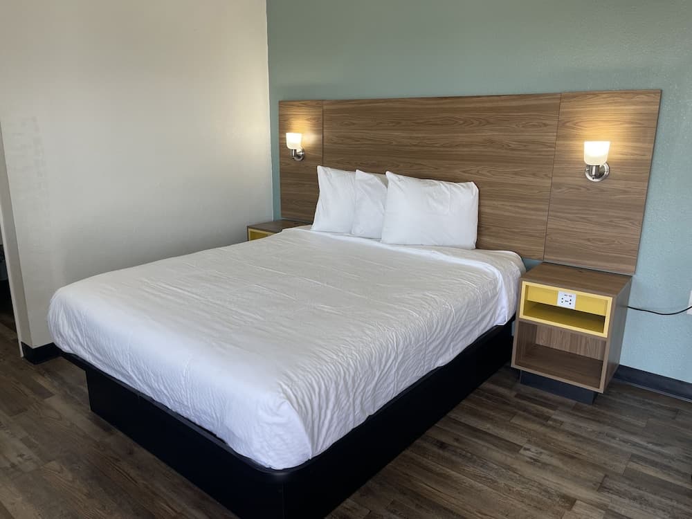 Beyond Stay Hotel gallery photo in Victorville, CA — image 5