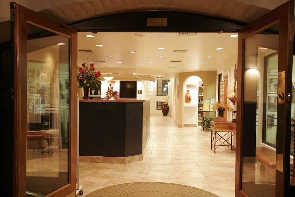 Scottsdale Camelback Resort interior in Scottsdale, AZ — gallery photo 2