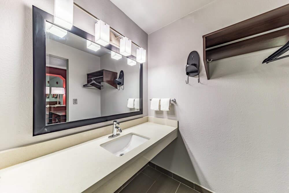 Red Roof Inn Dallas - Mesquite/ Fair Park NE gallery photo in Mesquite, TX — image 25