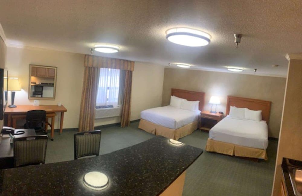 Best Western Davison Inn property views in Davison, MI — gallery photo 3