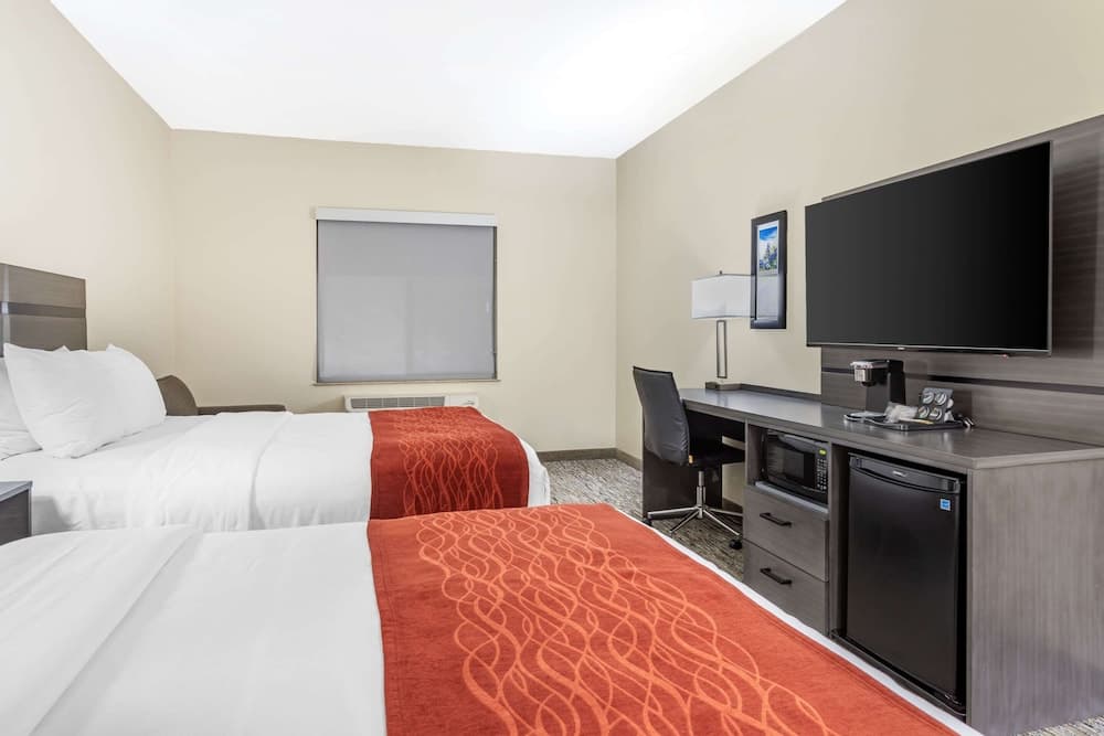 Comfort Inn Orange I-10 gallery photo in Orange, TX — image 19