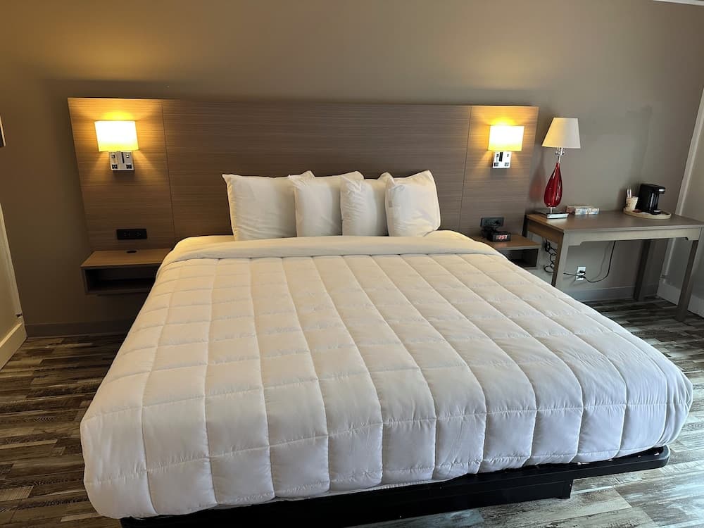 Whaler Inn and Suites gallery photo in New Bedford, MA — image 16