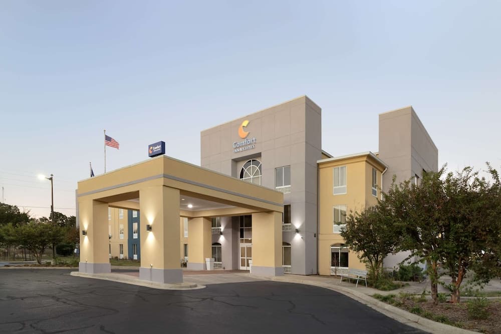 Comfort Inn & Suites Ruston-East featured exterior or lobby in Ruston, LA — similar hotel