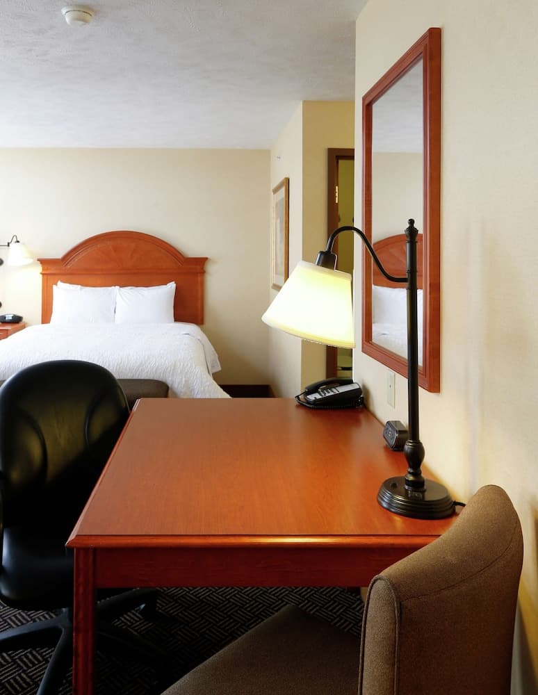 Hampton Inn Waterloo Cedar Valley gallery photo in Waterloo, IA — image 34