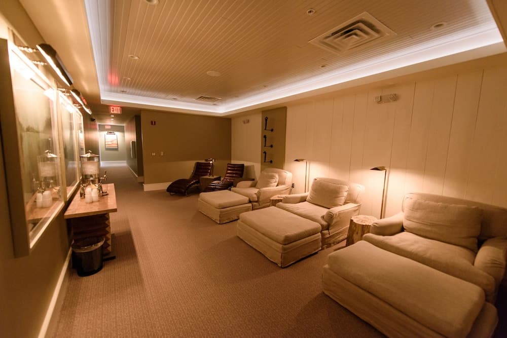 Mission Point Resort interior in Mackinac Island, MI — gallery photo 2