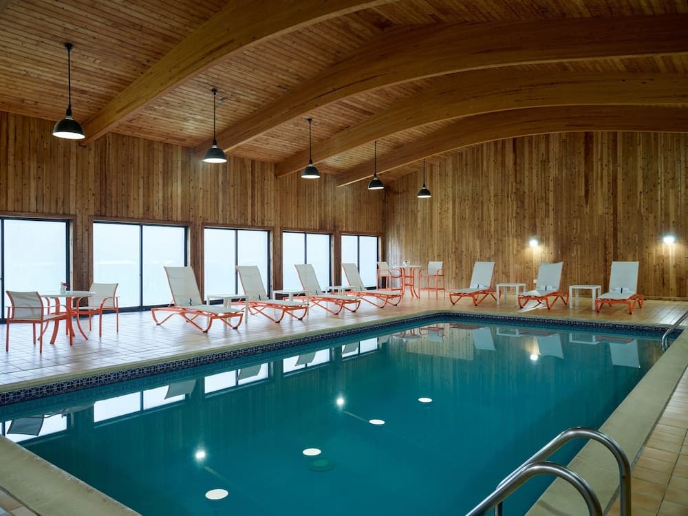 Holiday Inn & Suites Marlborough by IHG interior in Marlborough, MA — gallery photo 2