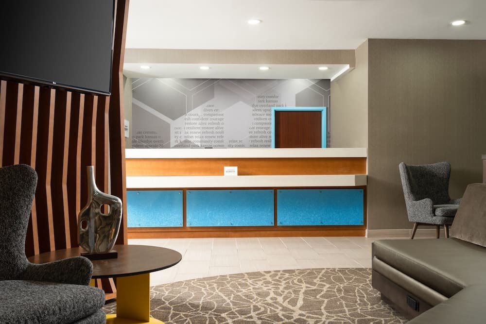 Springhill Suites By Marriott Overland Park property views in Overland Park, KS — gallery photo 3