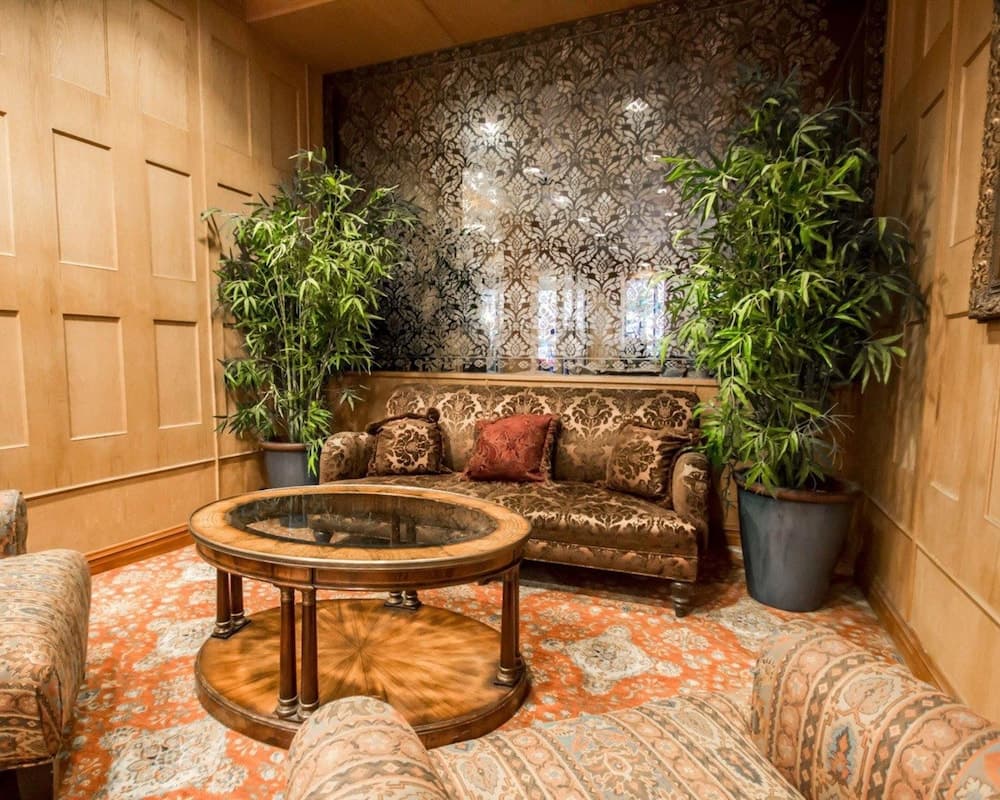 Clarion Hotel Park Avenue interior in New York, NY — gallery photo 2
