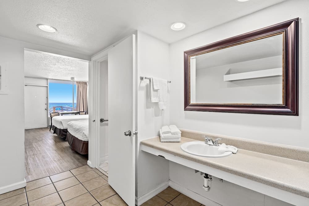 The Reef at Seahaven Beach Resorts interior in Panama City Beach, FL — gallery photo 2