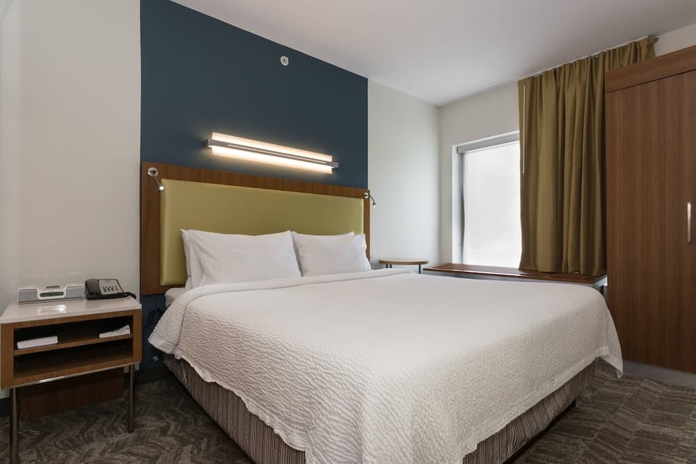 SpringHill Suites by Marriott Charlotte Ballantyne interior in Charlotte, NC — gallery photo 2