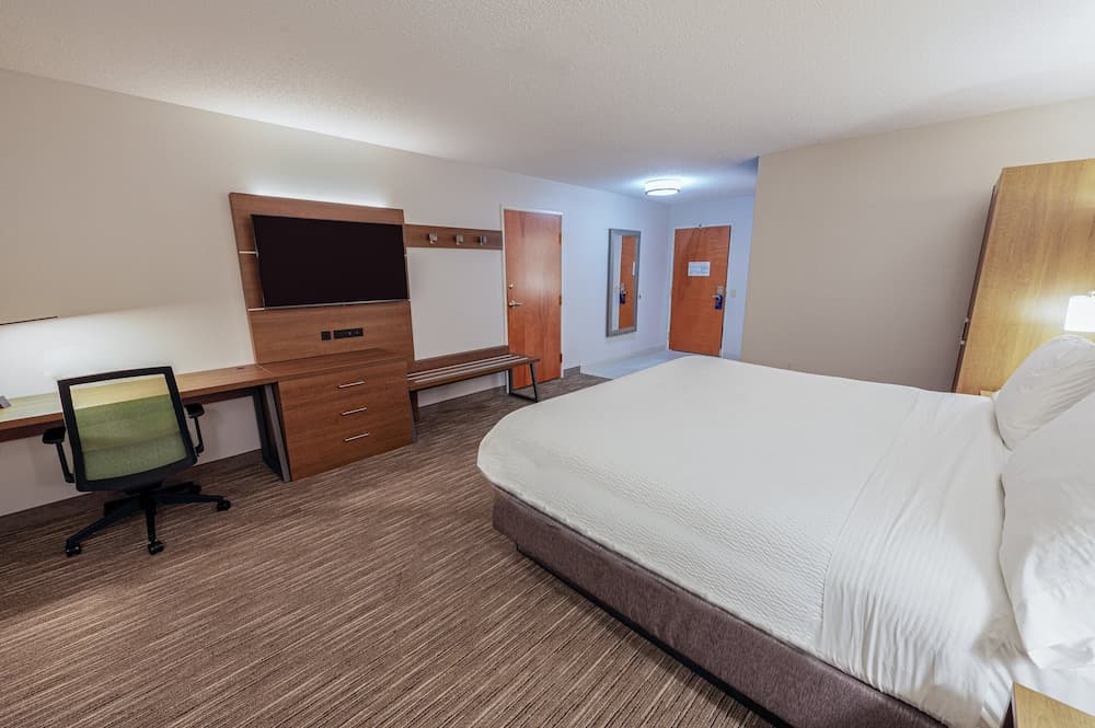 Holiday Inn Express Hotel & Suites Goshen by IHG gallery photo in Goshen, IN — image 67
