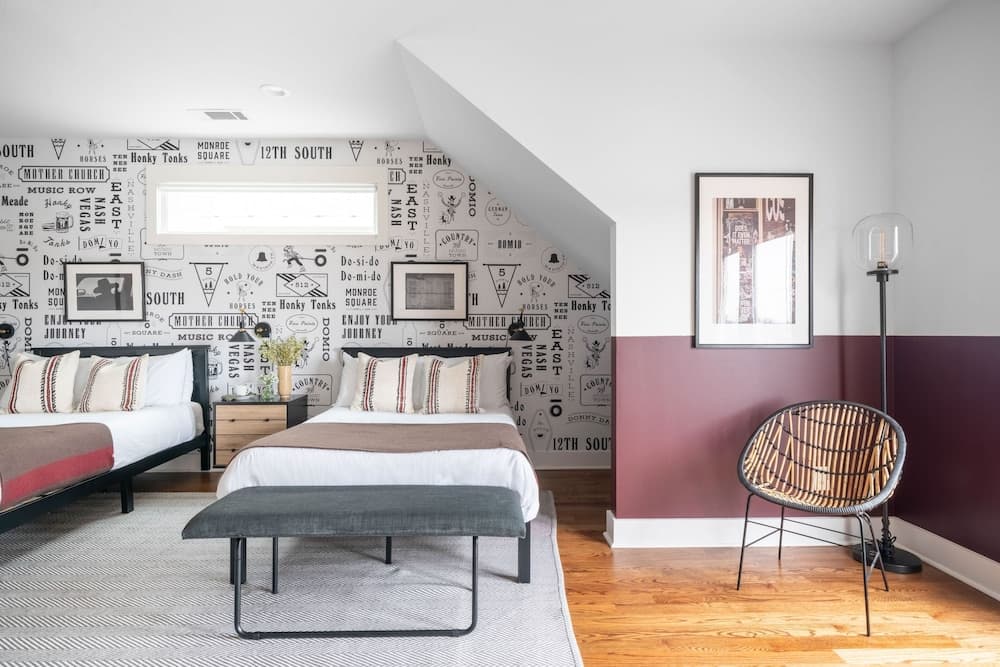 Kitty by Avantstay Charming 4BR Condo in Heart of Nashville interior in Nashville, TN — gallery photo 2