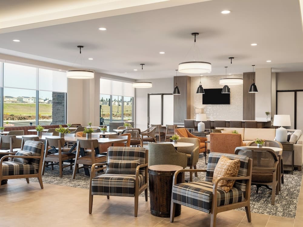 La Quinta Inn And Suites By Wyndham Lincoln gallery photo in Lincoln, CA — image 19