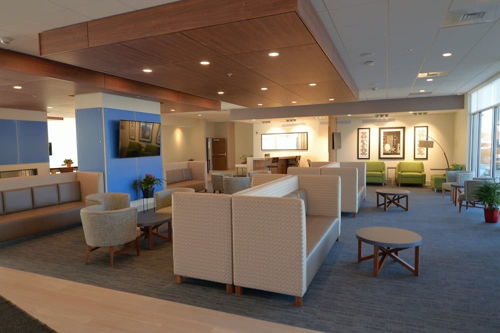 Holiday Inn Express & Suites Onalaska La Crosse Area by IHG gallery photo in Onalaska, WI — image 14