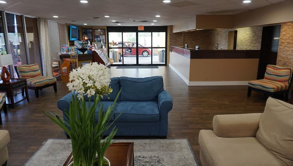 B&B Hotel Orlando International Drive Near Universal - Newly Renovated! property views in Orlando, FL — gallery photo 3