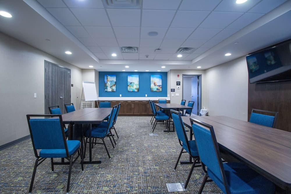 Hampton Inn & Suites North Attleboro gallery photo in North Attleboro — image 16