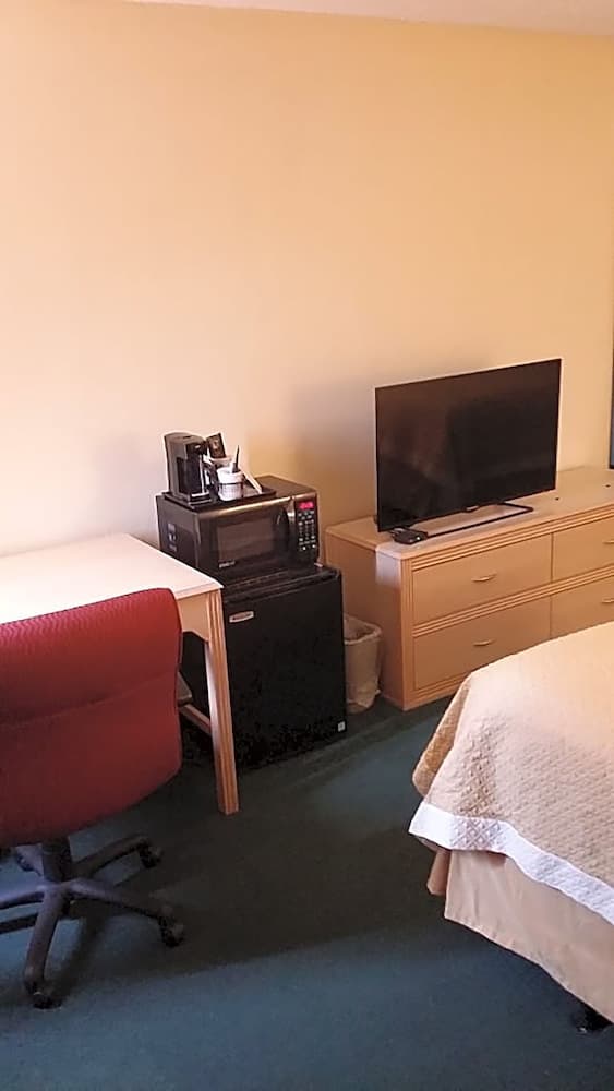 Blue Way Inn La crosse Extended Stay gallery photo in La Crosse, WI — image 15
