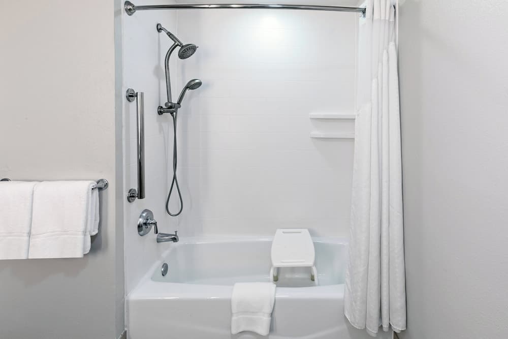 Holiday Inn Express Hotel & Suites VIDOR SOUTH by IHG gallery photo in Vidor, TX — image 37