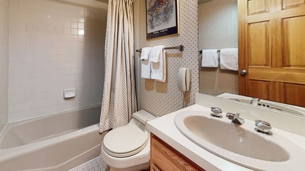 Woodrun Place featured exterior or lobby in Snowmass Village, CO — similar hotel