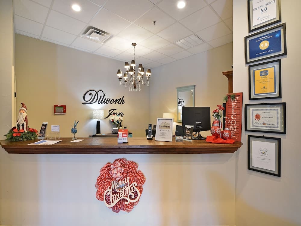 The Dilworth Inn interior in Gonzales, TX — gallery photo 2