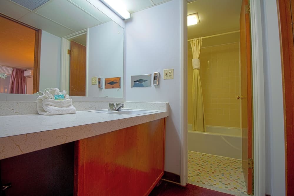 HomeTown Inn by OYO - Liberal, KS property views in Liberal, KS — gallery photo 3