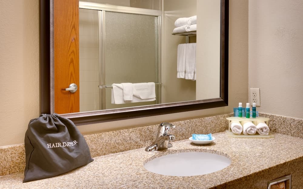 Holiday Inn Express & Suites Orem-North Provo by IHG gallery photo in Orem, UT — image 17