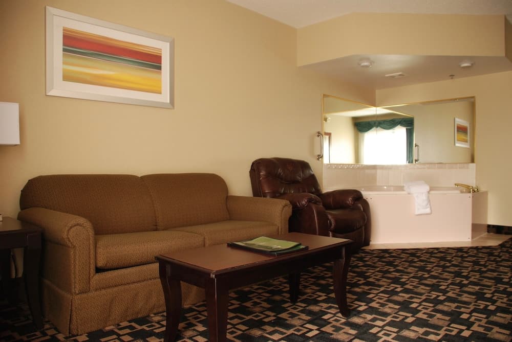 The Plaza Hotel & Suites Winona gallery photo in Winona, MN — image 4