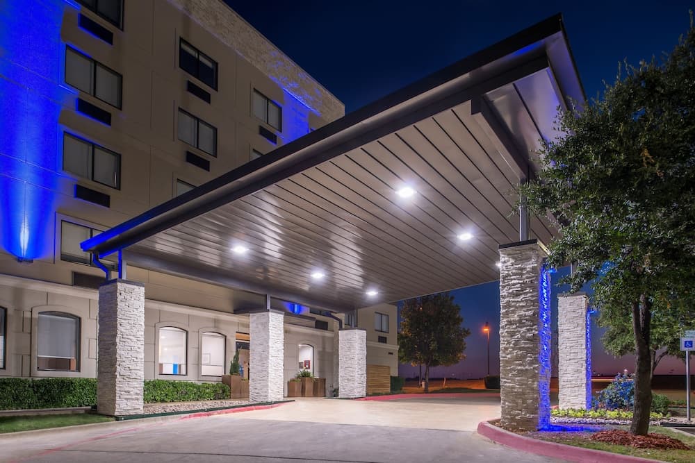 Holiday Inn Express Hotel & Suites Mesquite by IHG gallery photo in Mesquite, TX — image 15