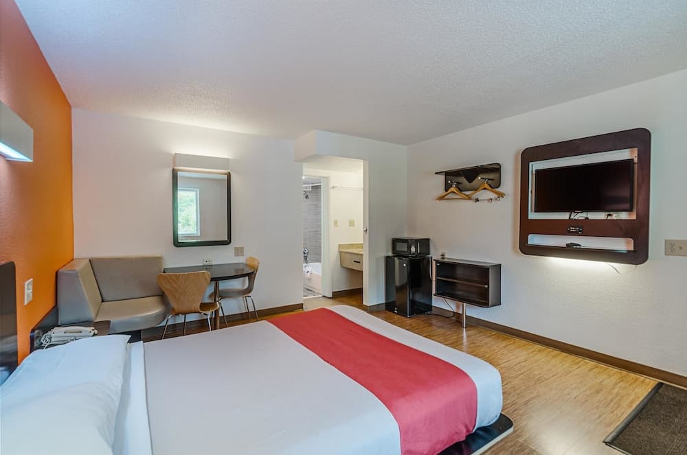 Motel6 Winchester, VA gallery photo in Winchester, VA — image 4